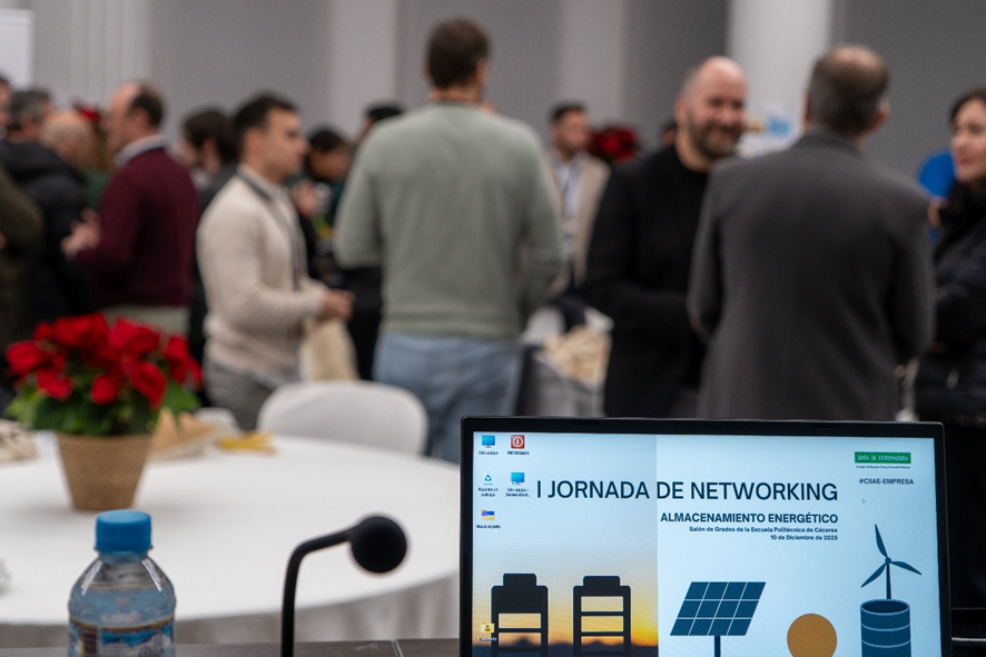 El CIIAE celebra una jornada para fortalecer el tejido productivo regional en torno al almacenamiento energético